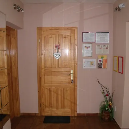 Viola Apartman *